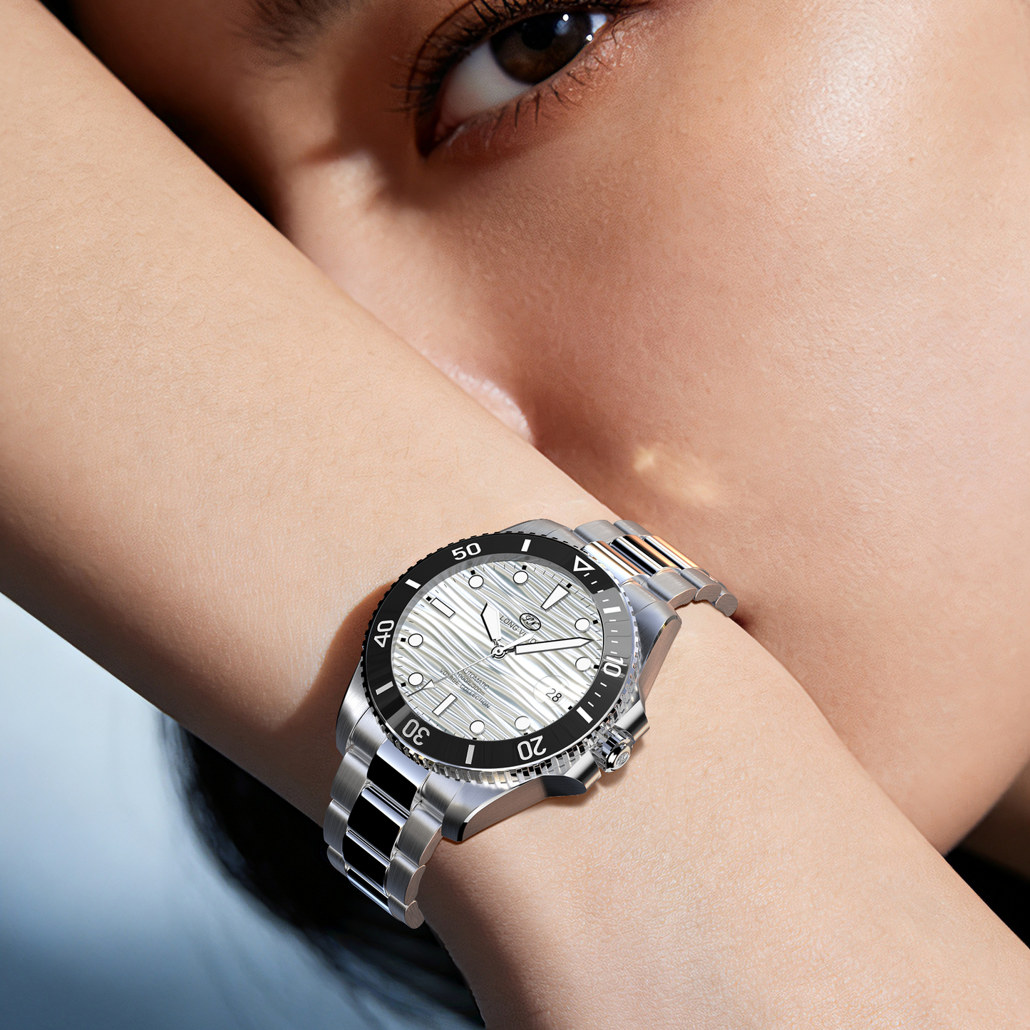 Long Vision YH019D 37mm  Automatic Dress Watch 300M Waterproof Swiss SW200-1 Voyage Collection Automatic Watch